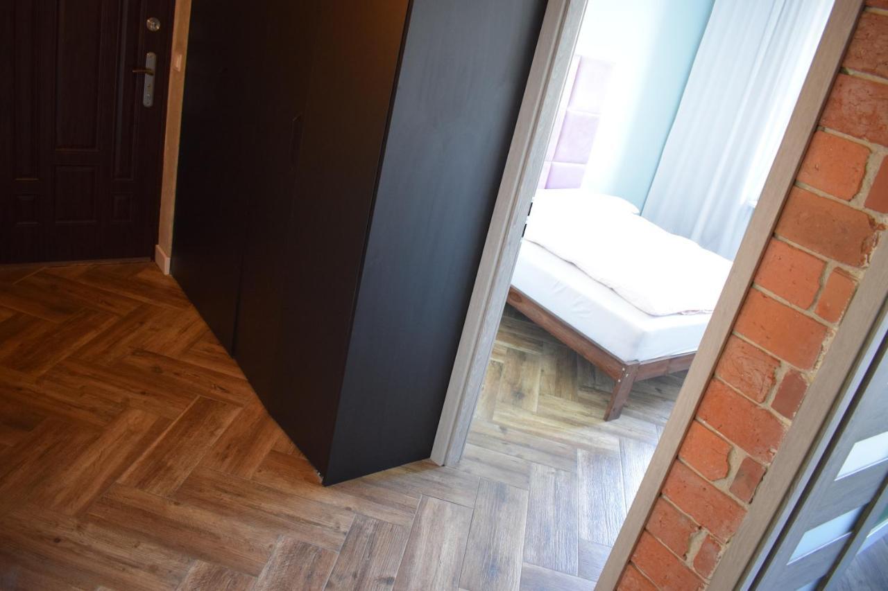 Apartament 3 Pokoje Balkon 50M2 Wyposazone Parking Διαμέρισμα Βρότσλαβ Εξωτερικό φωτογραφία