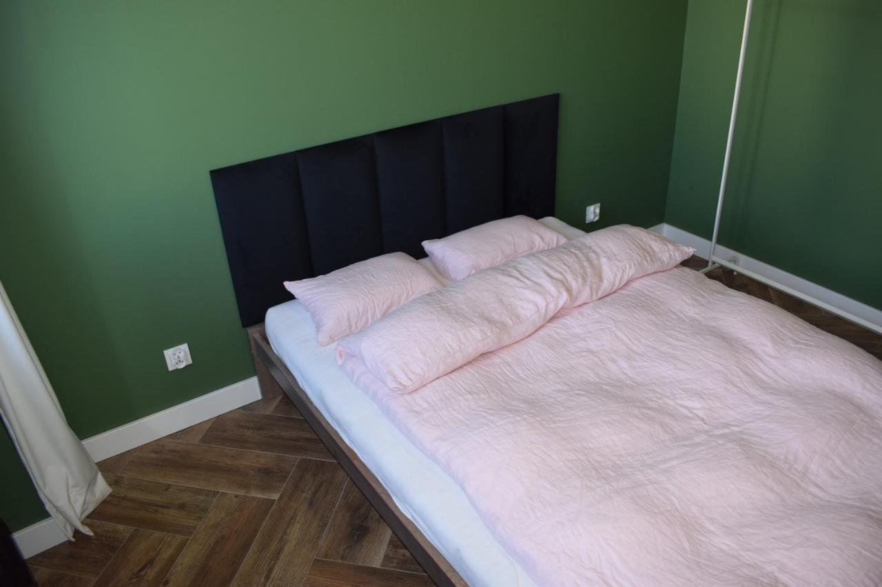 Apartament 3 Pokoje Balkon 50M2 Wyposazone Parking Διαμέρισμα Βρότσλαβ Εξωτερικό φωτογραφία