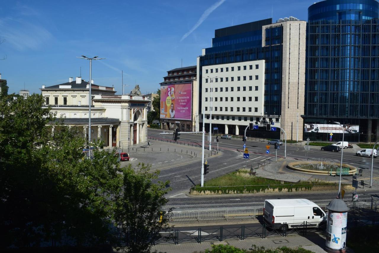 Apartament 3 Pokoje Balkon 50M2 Wyposazone Parking Διαμέρισμα Βρότσλαβ Εξωτερικό φωτογραφία